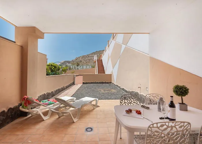 Brisas De Chasna * Costa Adeje (Tenerife)